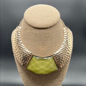 Hammered Gold Tone Collar Necklace with Green Faceted Stone Statement Bib